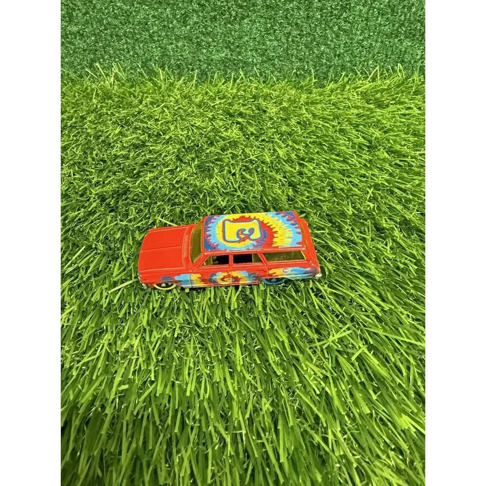 Hot Wheels '64 Nova Wagon Gasser Red Tie-Dye Peace Sign X1624 Malaysia 2012